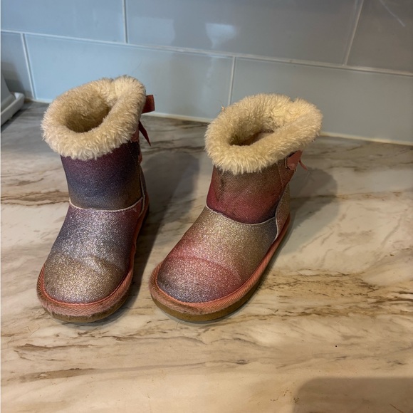 Sparkly Multicolor Fur-Lined Boots - Picture 1 of 1